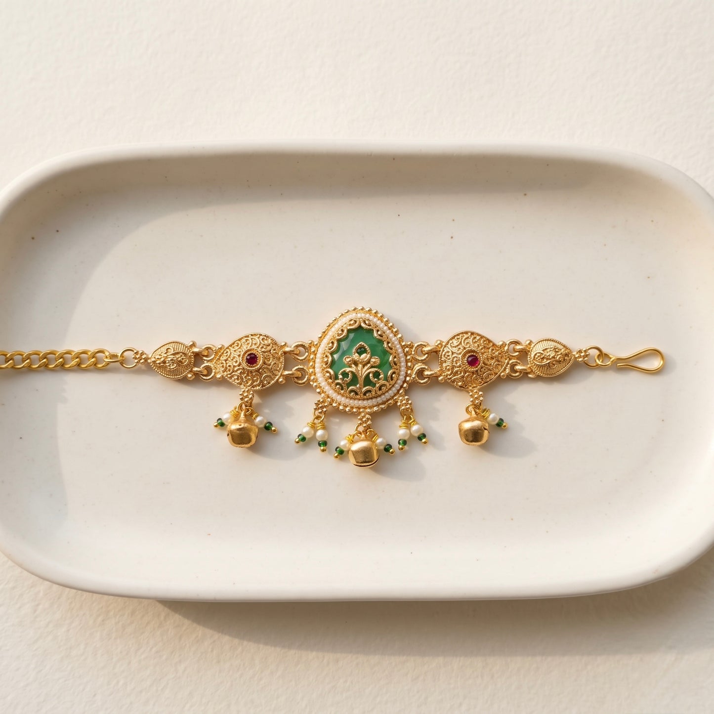 Meena Kumari green bracelet