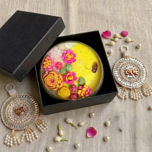 Lotus pond hamper