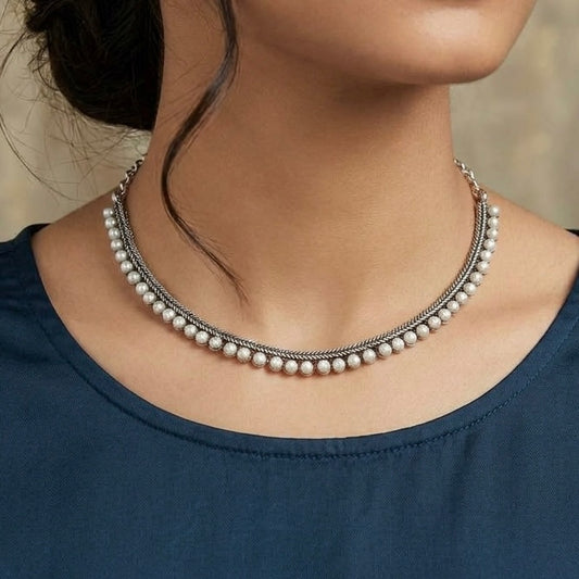 Minimal necklace