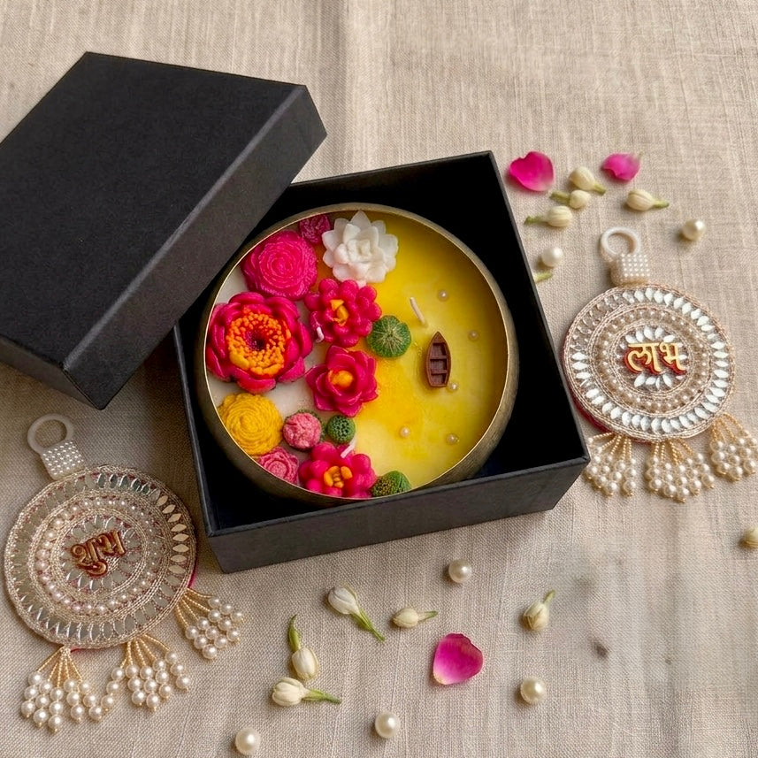 Lotus pond hamper