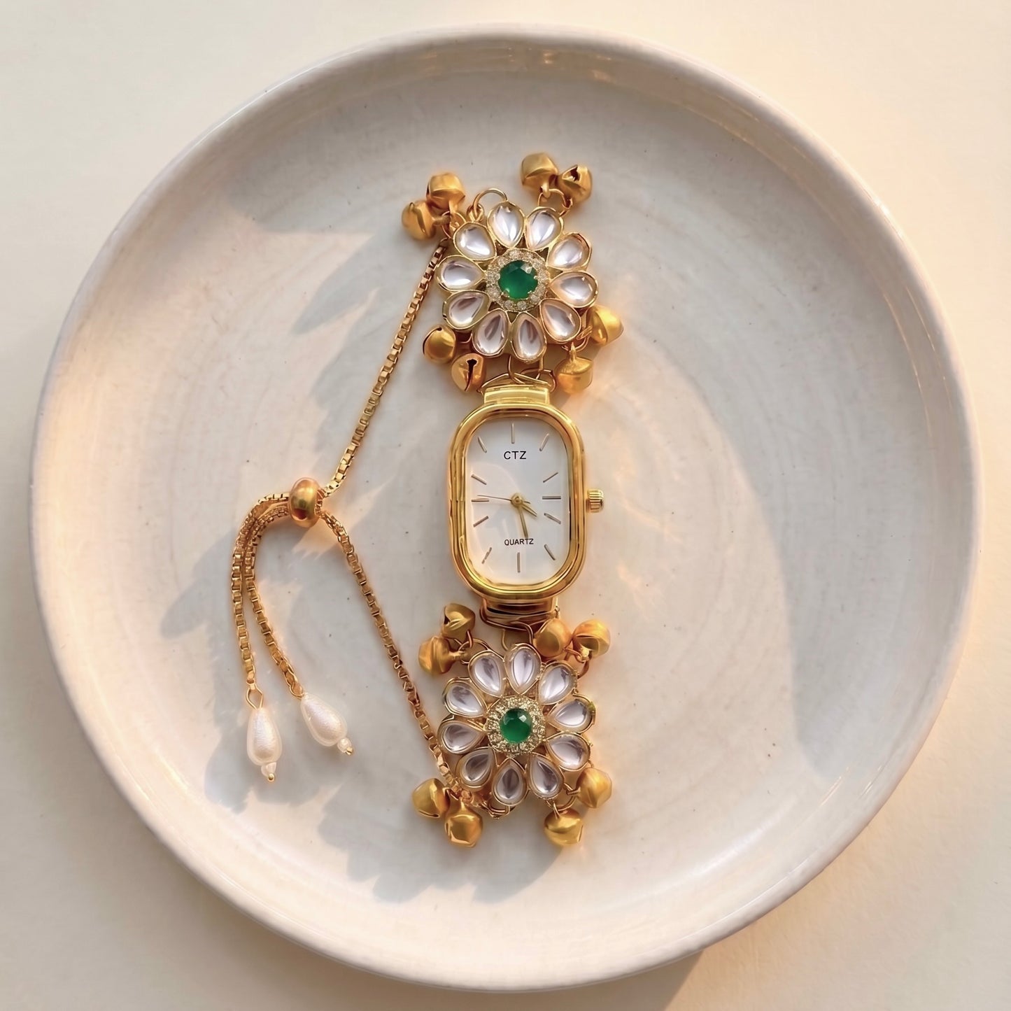 Oval dial watch for sister
