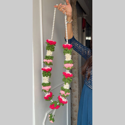 The Royal Garland