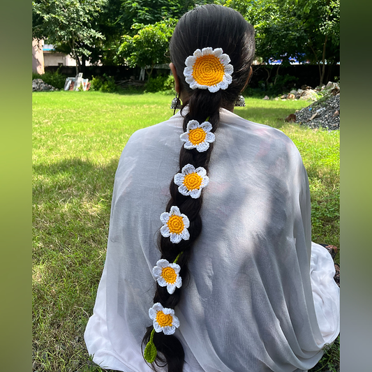 Daisy long gajra