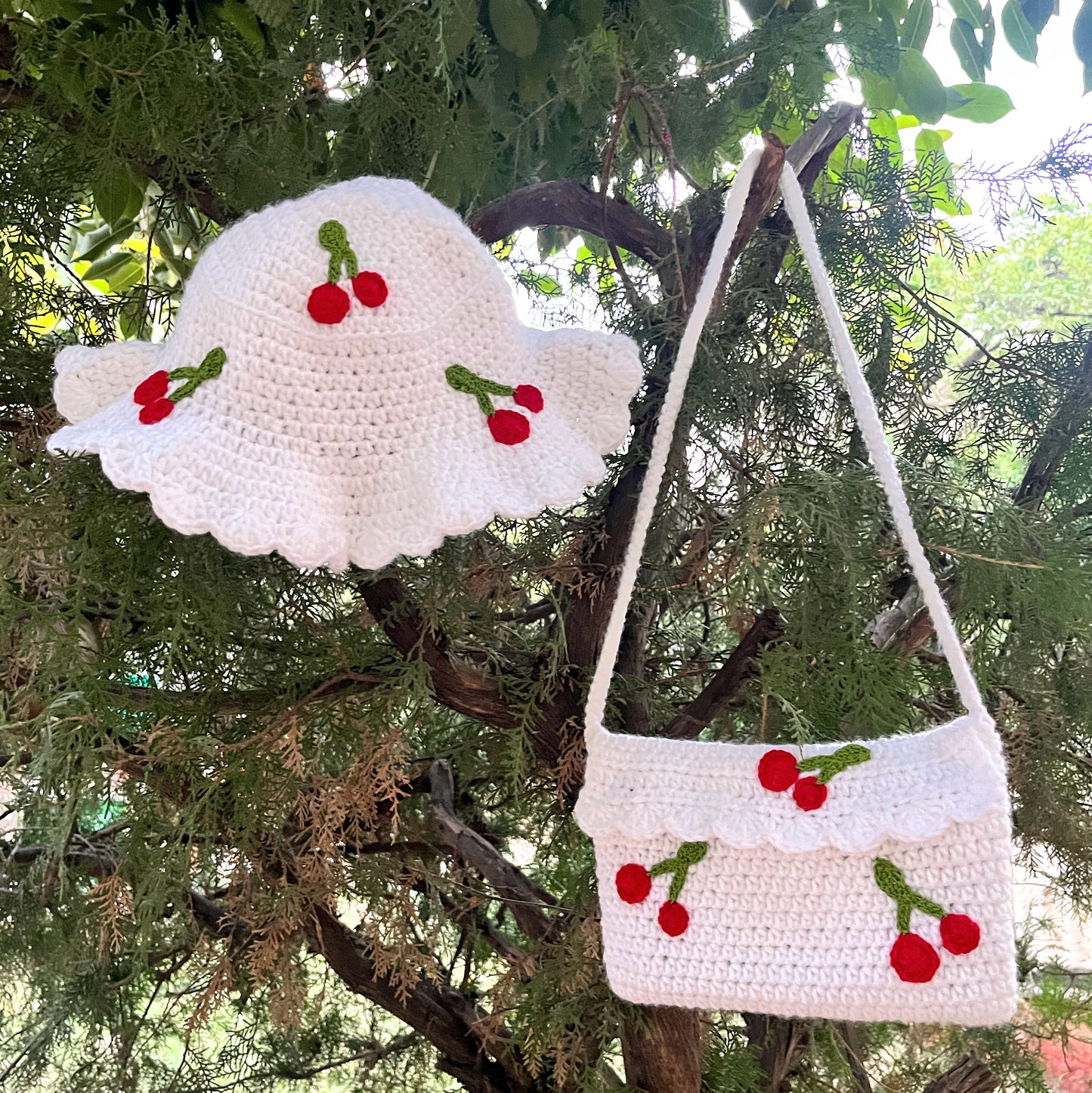 Cherry bag and cap